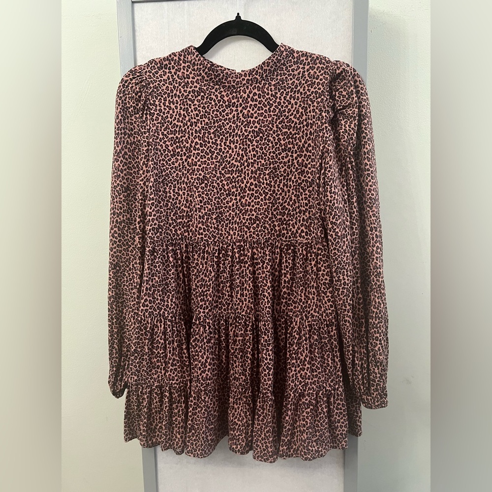Destination Maternity Small Women's Mock Neck Blouse Top Leopard Tiered Animal